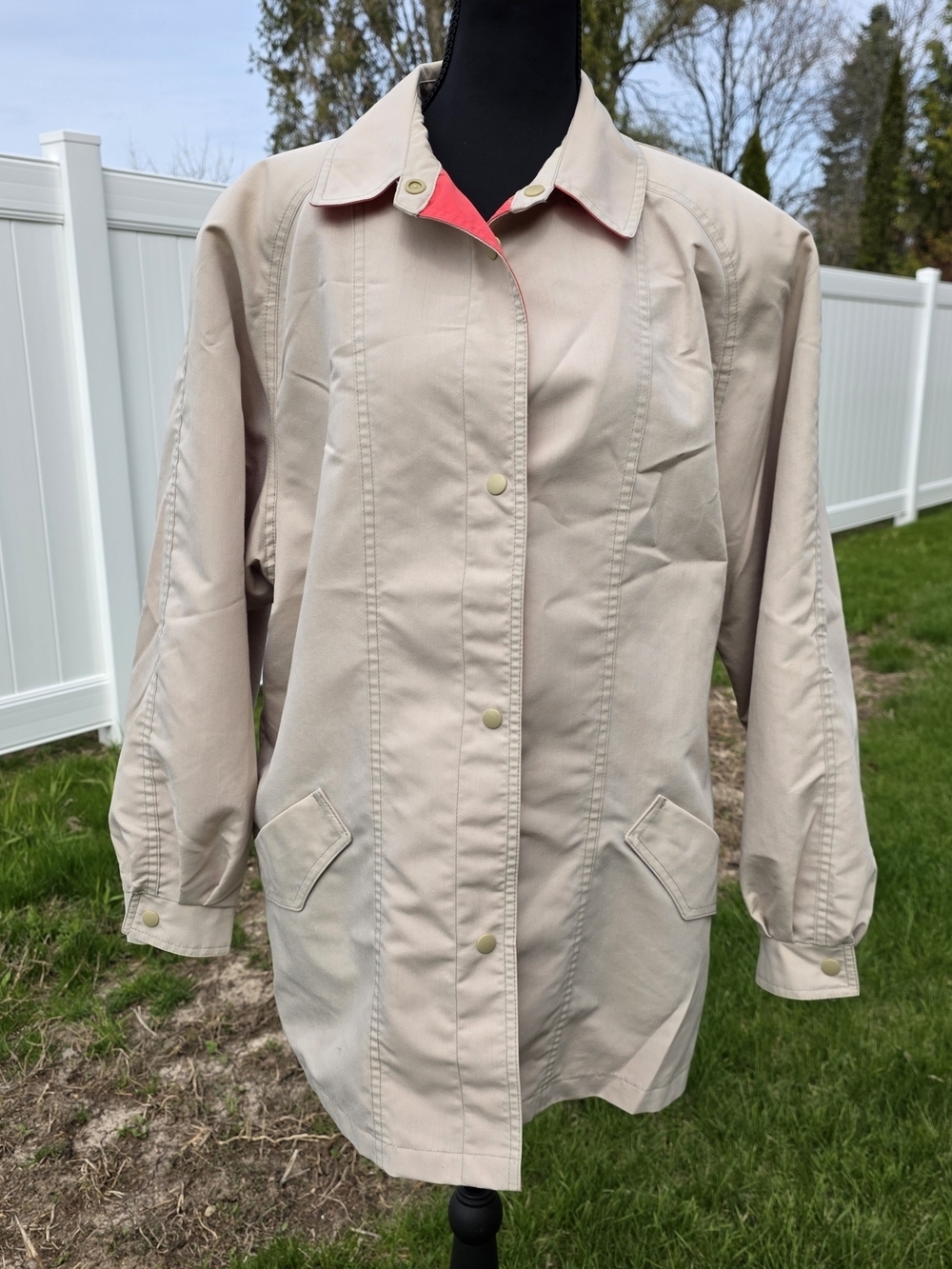 Vintage London Fog Trench Coat XL Beige Pink Lining Classic 90s